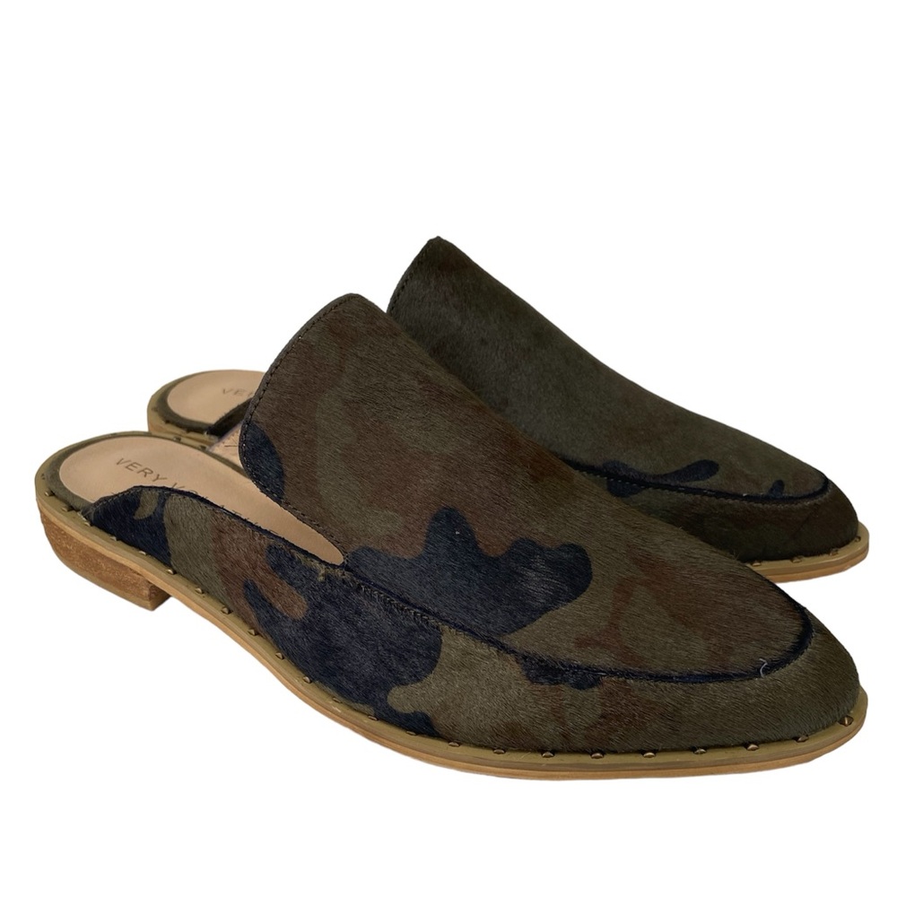 VERY VOLATILE Atwood Mule in Camo Print Size 8 New